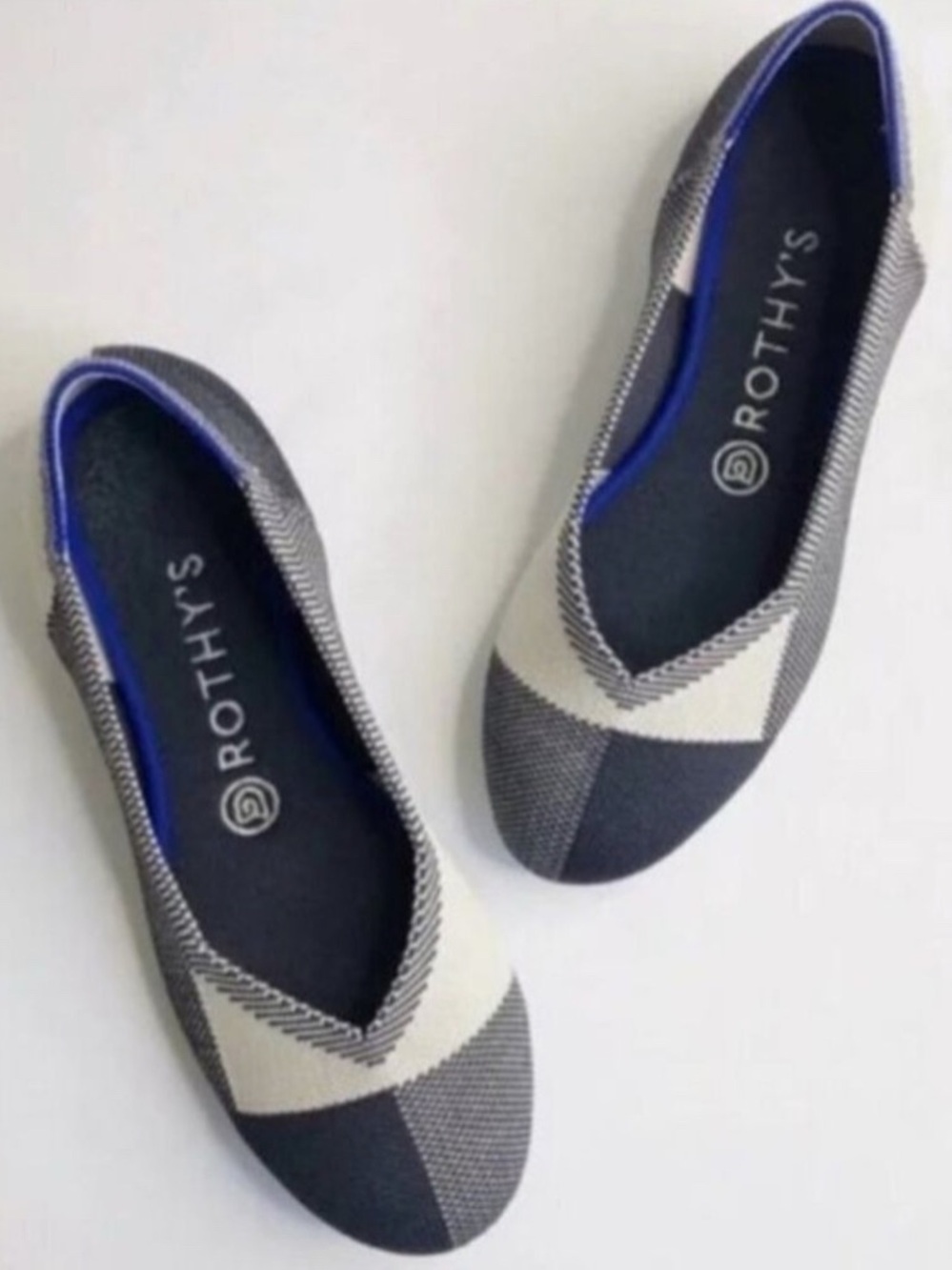 Rothy’s Round Toe Flats Size 6.5 Black Gray Ivory Colorblock Knit